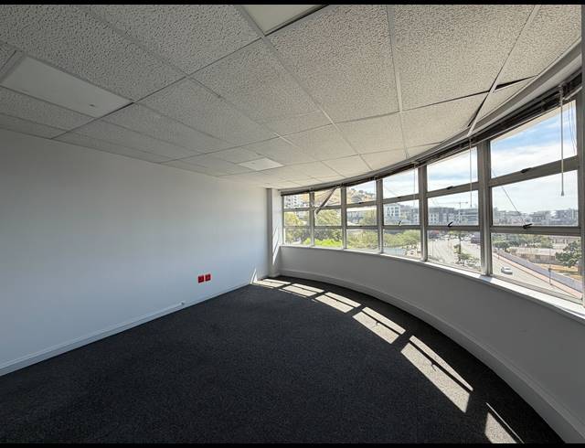 614M² BUILDING TO LET IN CAPE TOWN CITY CENTRE